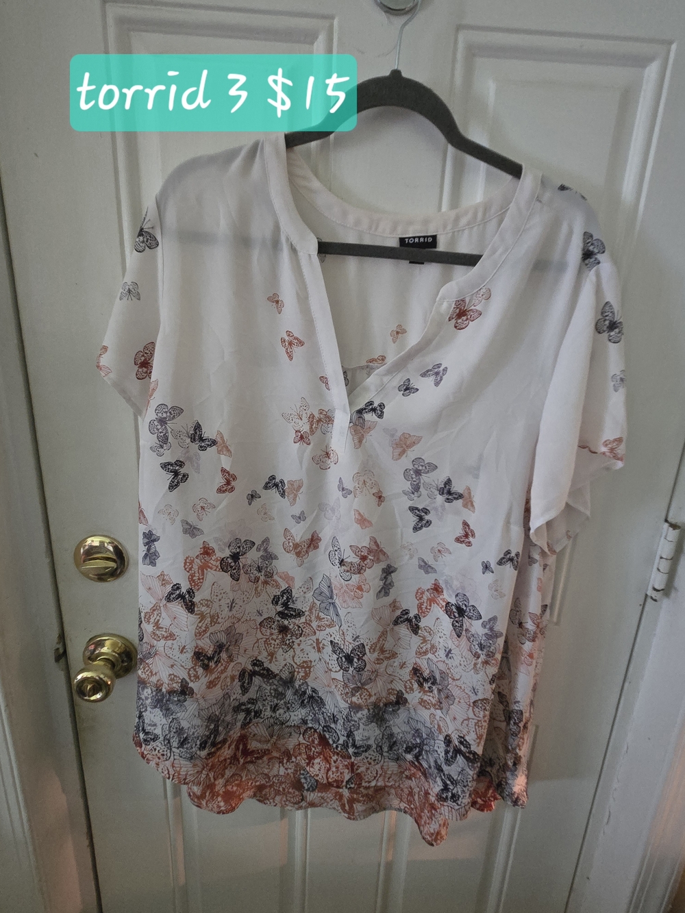Torrid White Butterfly Print V-Neck Blouse